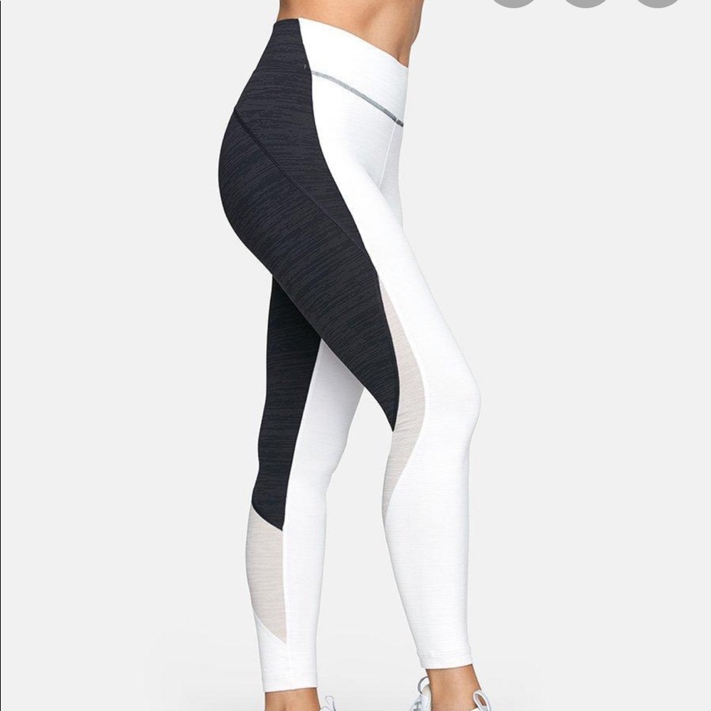Outdoor Voices color block leggings